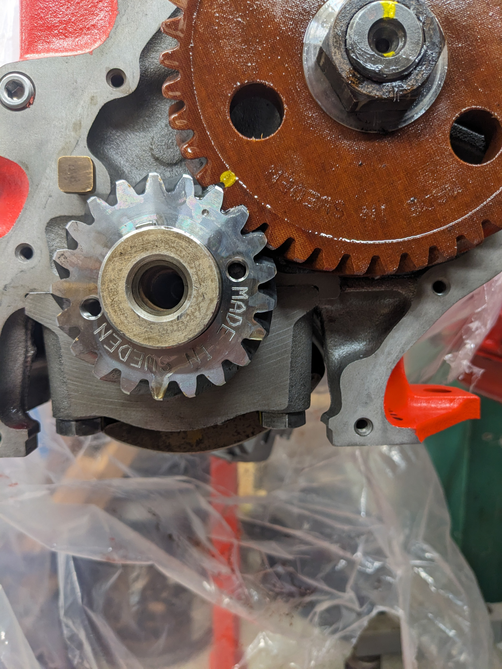 Volvo B20 timing gears installed