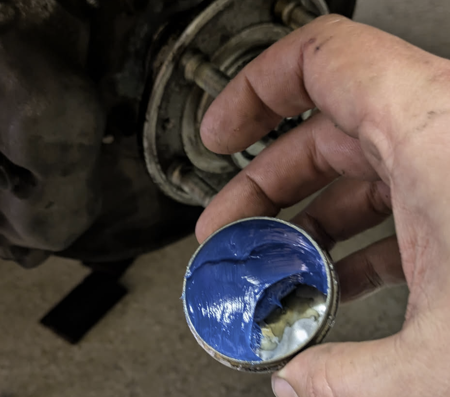 Volvo 240 front hub grease cap