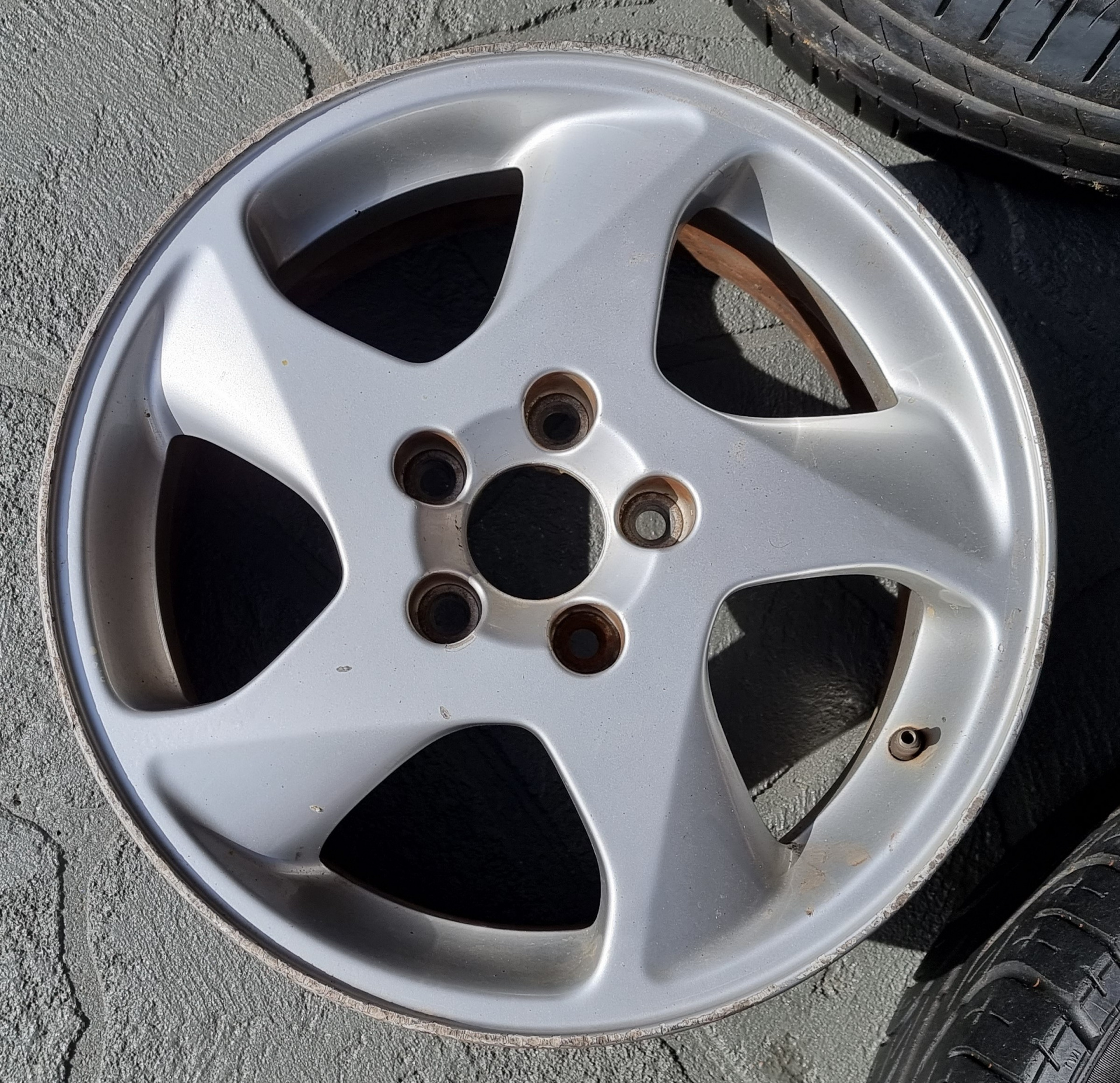 Sold, genuine Perfo alloys x 4 — Oz Volvo Forums